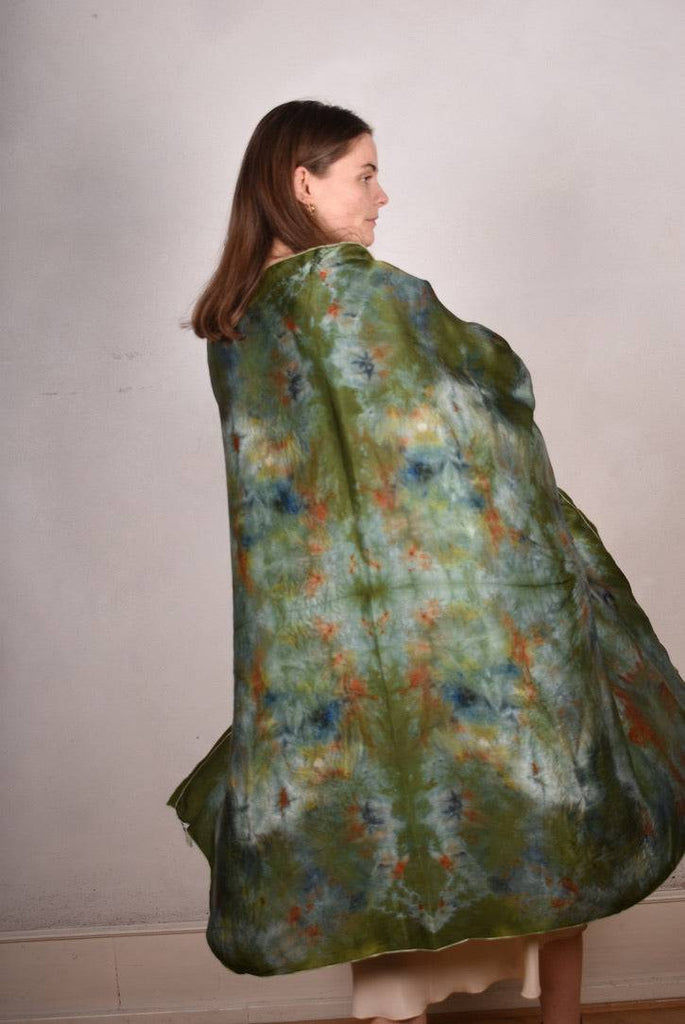 May-Em Tie-dye. A huge shawl/sarong/wrap made of 100% silk "green-nature" - Tone Barker Silk