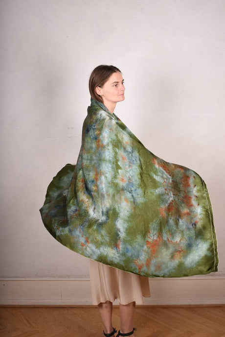 May-Em Tie-dye. A huge shawl/sarong/wrap made of 100% silk "green-nature" - Tone Barker Silk