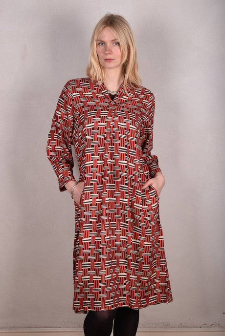Comfey. Tunic dress in Noil Silk/Rayon mix. Print "Nuasket" - Tone Barker Silk