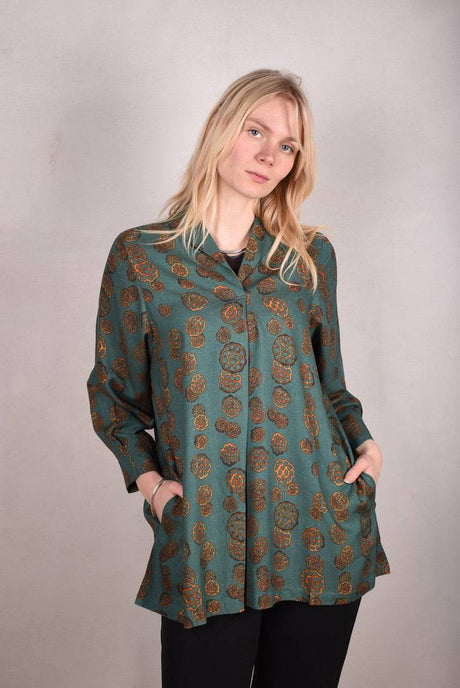 Cosey. Tunic top in Noil Silk/Rayon mix. Print "Grotus" - Tone Barker Silk