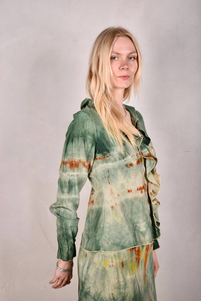 Palmyra Feminine blouse in 100% silk Crepe-de-Chine. Hand-dyed "Woody" - Tone Barker Silk