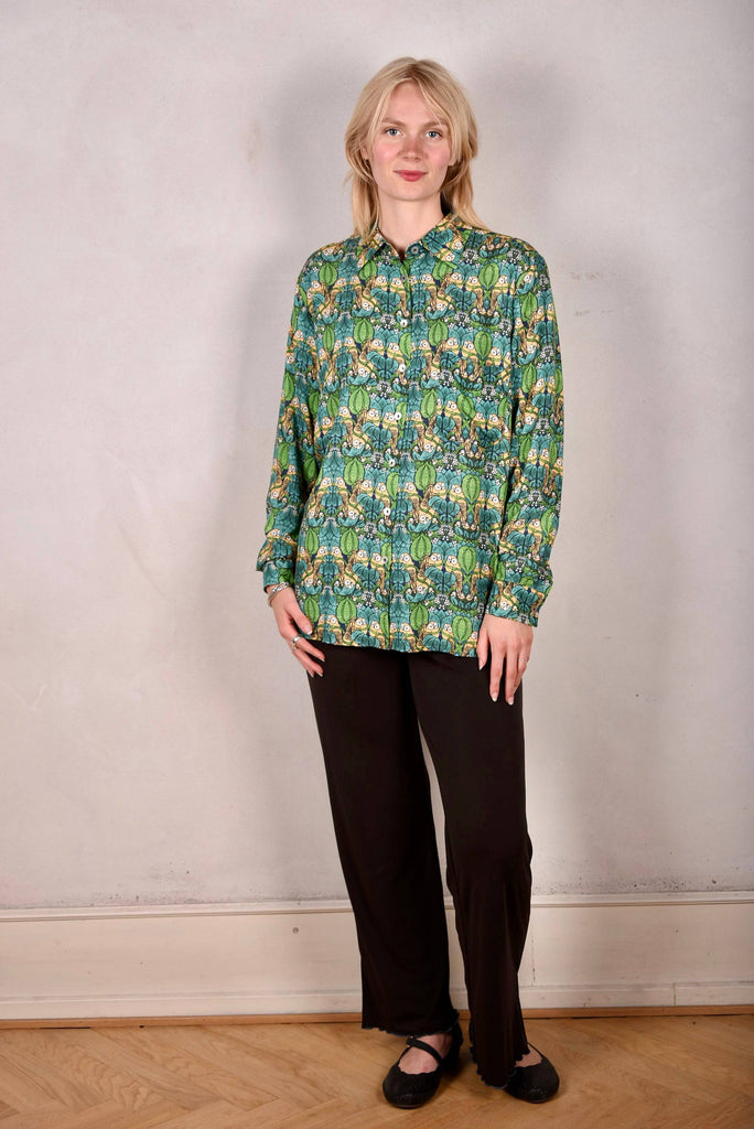 Shirt "Hans" in Noil silk mix 60% silk 40% rayon. print "Nowlie" - Tone Barker Silk