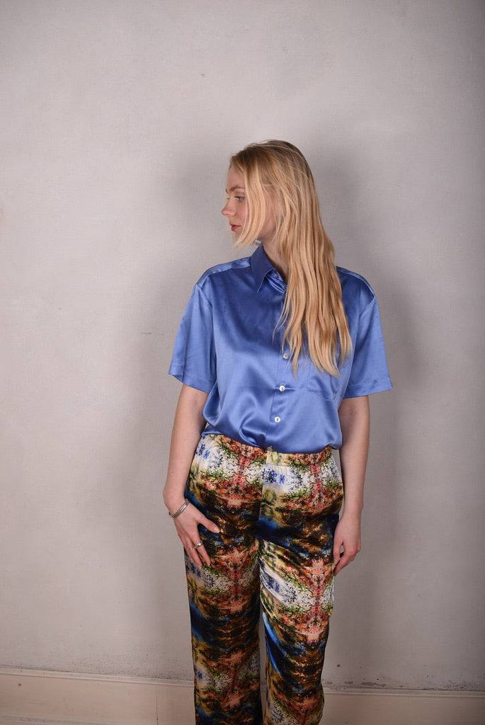 Summer Shirt Man. Silk shirt w. short sleeves "Martin-blue" - Tone Barker Silk