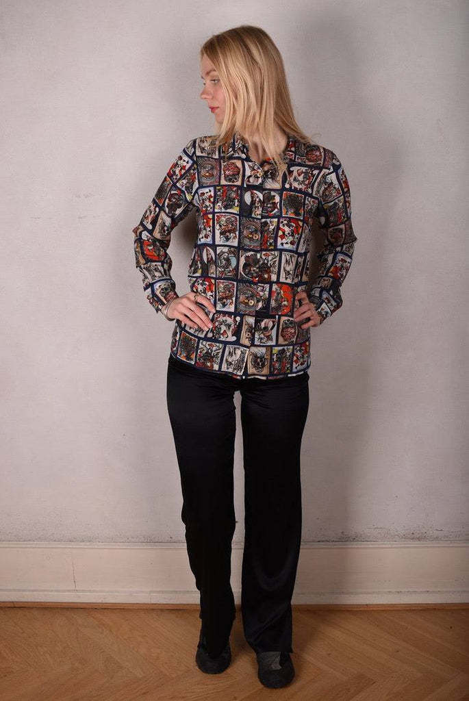 Tamie-crepe. 100% Silk crepe shirt. Print "Susminor"by artist Suse Hartung - Tone Barker Silk