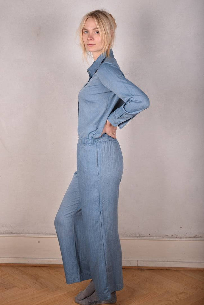 Tamie Noil Silk/viscose mix  shirt. Col. "Blue" - Tone Barker Silk