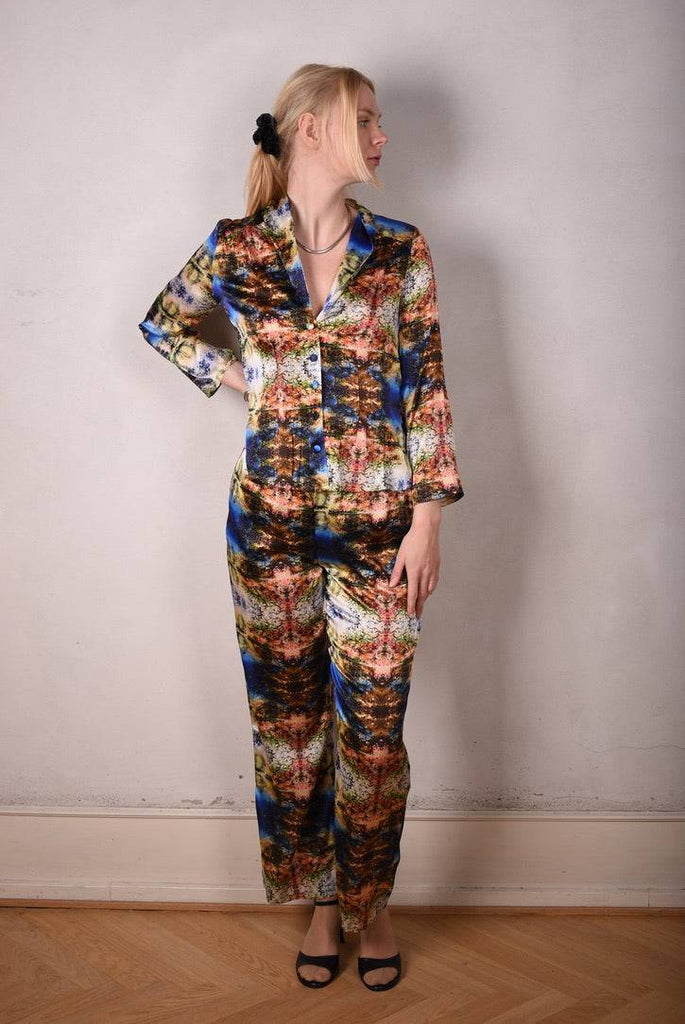 Bifty. Shirt/jacket in Stretch Silk Satin with covered buttons "Calling by M.S.O" - Tone Barker Silk