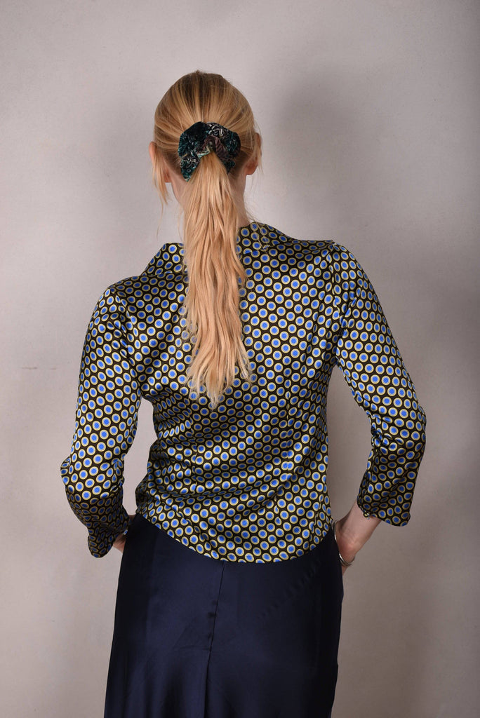 Bifty. Shirt/jacket in Stretch Silk Satin with covered buttons "Dabludot" - Tone Barker Silk