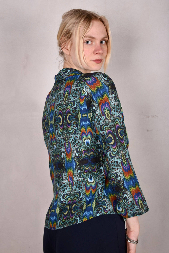 Bifty. Shirt/jacket in Stretch Silk Satin with covered buttons "Fraktalia" - Tone Barker Silk