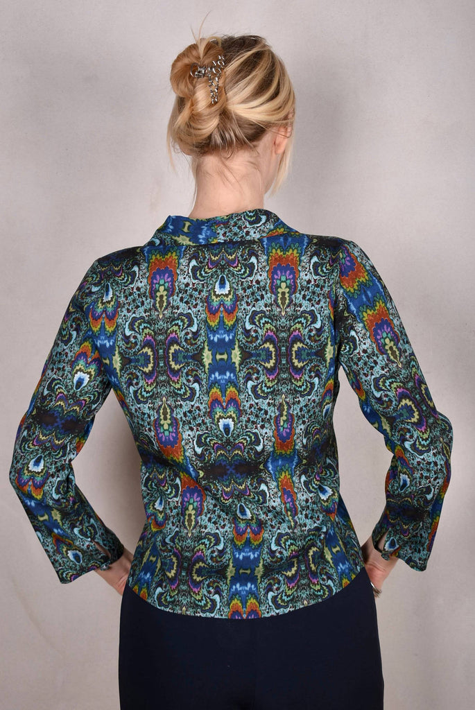 Bifty. Shirt/jacket in Stretch Silk Satin with covered buttons "Fraktalia" - Tone Barker Silk