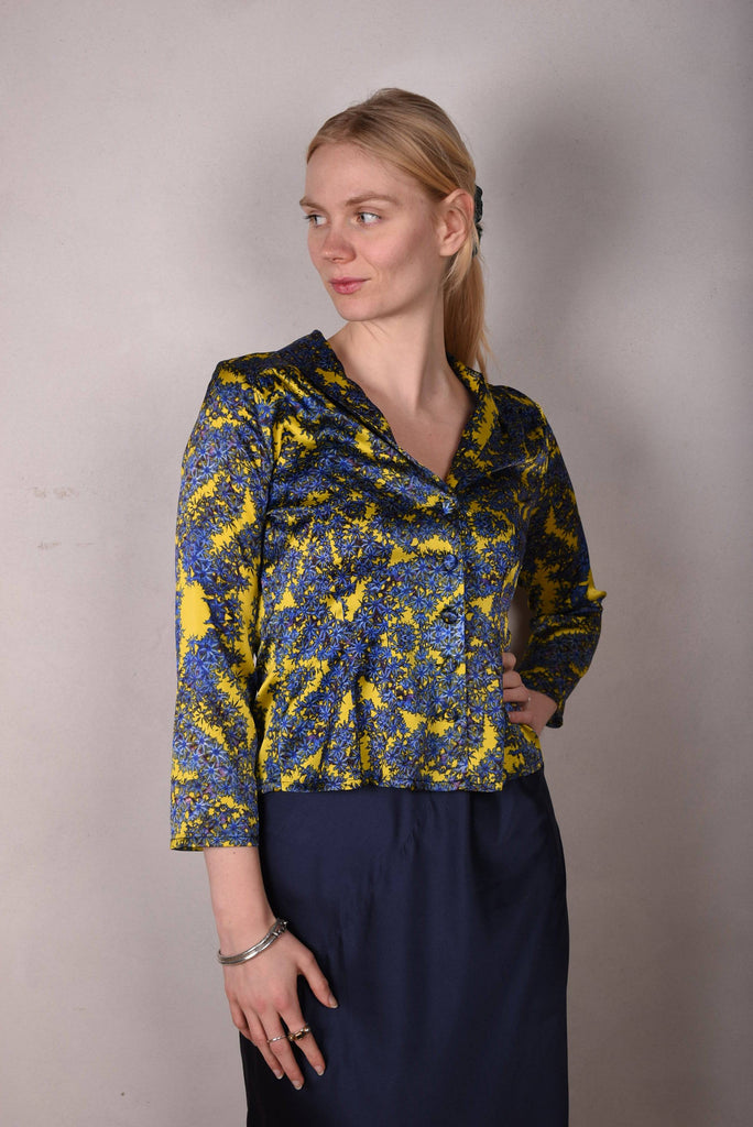 Bifty. Shirt/jacket in Stretch Silk Satin with covered buttons "Sand Reef" - Tone Barker Silk