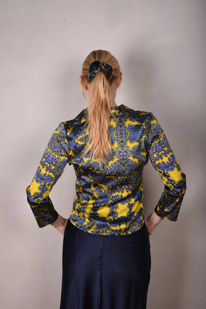 Bifty. Shirt/jacket in Stretch Silk Satin with covered buttons "Sand Reef" - Tone Barker Silk