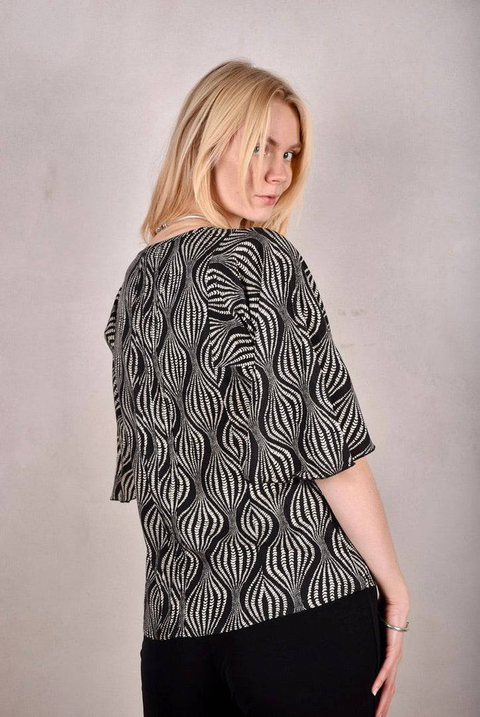 Katie-Noil silk mix. Wide sleeve top in Noilsilk/viscose . "Kalacream" - Tone Barker Silk