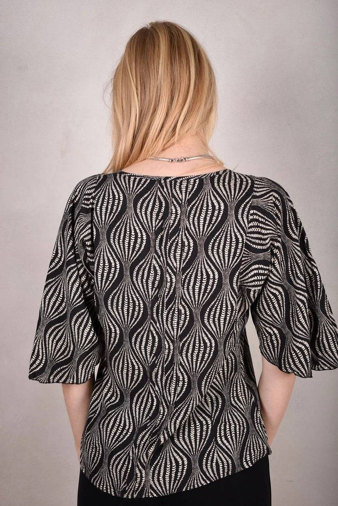 Katie-Noil silk mix. Wide sleeve top in Noilsilk/viscose . "Kalacream" - Tone Barker Silk