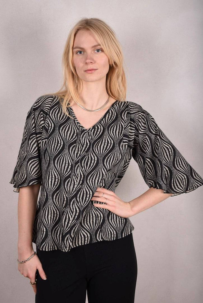 Katie-Noil silk mix. Wide sleeve top in Noilsilk/viscose . "Kalacream" - Tone Barker Silk