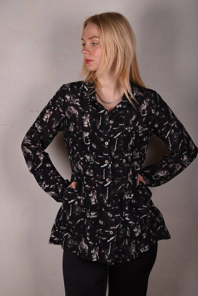 Shohabo. Short shirt-dress in 100% silk Crepe-de-Chine. Print "Punk" by Jens Raadal - Tone Barker Silk