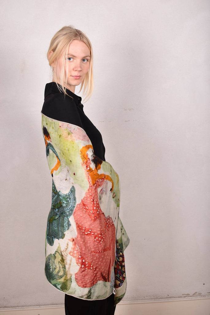 Artist shawl in Pure wool. 70X200 cm.  Print "Dancers" by Nulle Oigaard - Tone Barker Silk