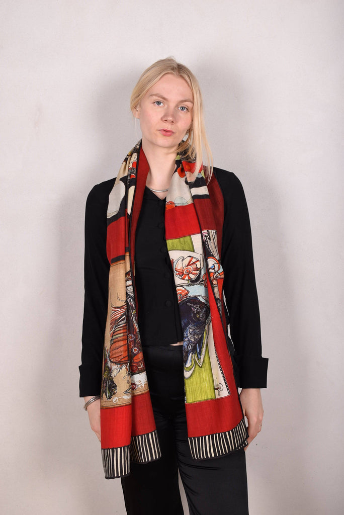 Artist shawl in Pure wool. 70X200 cm. Print "SuseHx" by Suse Hartung - Tone Barker Silk