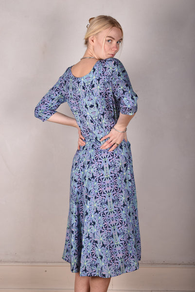 Jane. Stretch Silk midi-length dress with pockets (Aquafleur)