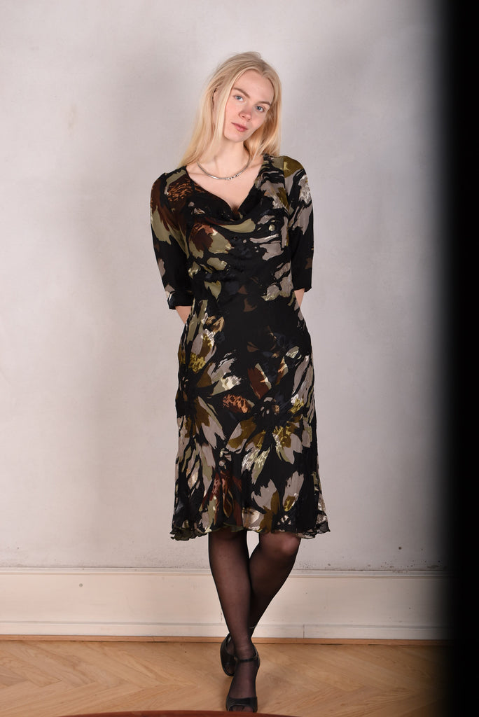 Kathrina. Reversible dress with 3/4 sleeves and cowl neck."Camofleur/Dark"
