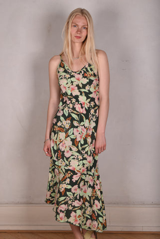 Tiffany. Asymmetrisk, midi-lang kjole i silke/viskose mix. "Bee-bloom"