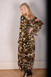 Indrea-Velvet Maxi dress kaftan-style, with pockets in Silk-Velvet devoré. Print "Goldie"