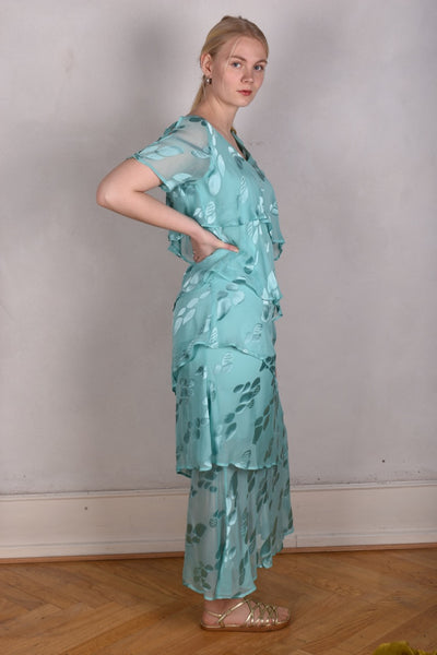 Ann-Frida, Maxi dress in several layers of silk. (Light Turqoise)