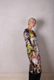 Hidrea.  Kaftan-dress in stretch satin silk w. artist print "Val-de-Nulle"