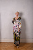 Indrea,  Maxi dress kaftan-style with pockets in Stretch satin silk. Print "Val-de-Nulle"