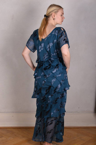 Ann-Frida, Maxi dress in several layers of silk. (Nublue)