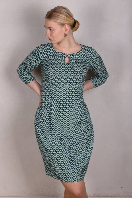 Maudacity. The classic dress in stretch silk satin (Ligard) - Tone Barker Silk
