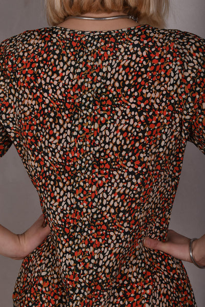 Phoebe. Dress in silk/viscose Crepe-de-Chine, bohemian style. "Bee drops"