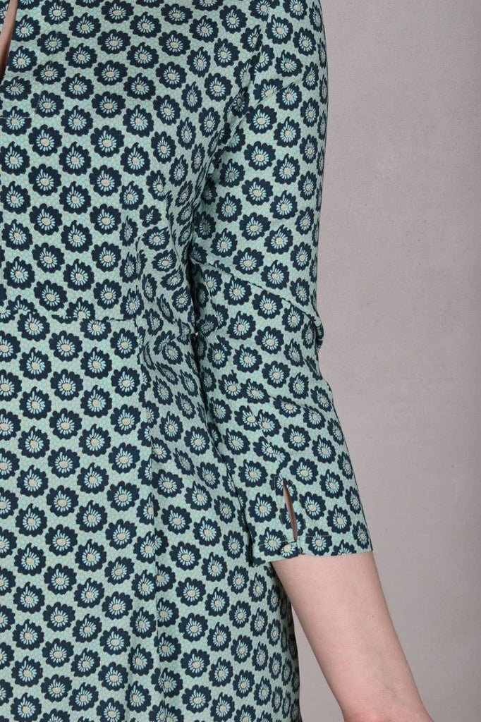 Maudacity. The classic dress in stretch silk satin (Ligard) - Tone Barker Silk