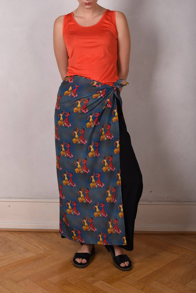 Artist Scarf. Big Square in 100% silk Crepe de Chine " Dance Nulle" - Tone Barker Silk