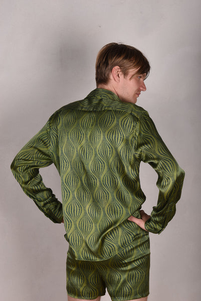 Man-Shirt. Shirt in Stretch Silk (95%silk/5%elastan) Print "Kala-Green"