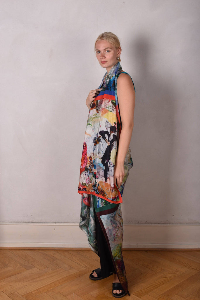 Artist scarf. Nulle Oigaard. "The Collection" - Tone Barker Silk