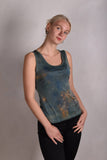 Tankie. Sleeveless top in 100% silk jersey. Col.: 