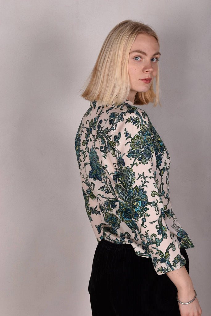 Sifty. Fitted Blouse/jacket in stretch crepe silk (Seasley) - Tone Barker Silk