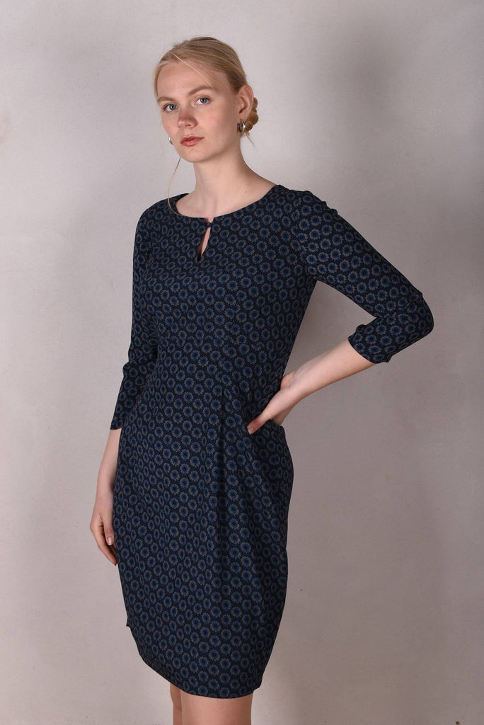 Maudacity. The classic dress in stretch silk satin (Gregard) - Tone Barker Silk