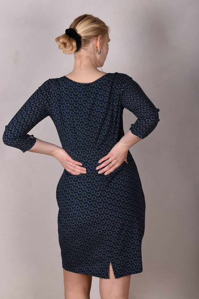 Maudacity. The classic dress in stretch silk satin (Gregard) - Tone Barker Silk