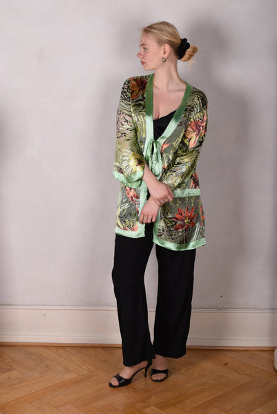 Kimbaliwrap Wrap/Kimono-dress in silk satin devoré. Print "Havana-green"