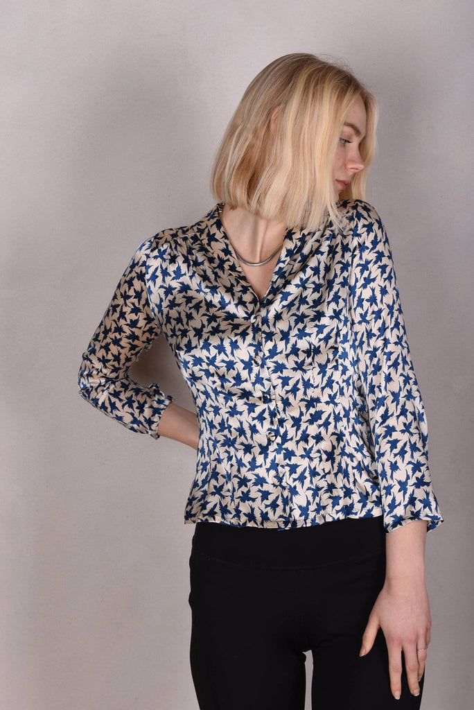 Sifty. Fitted Blouse/jacket in stretch crepe silk (True-bird) - Tone Barker Silk