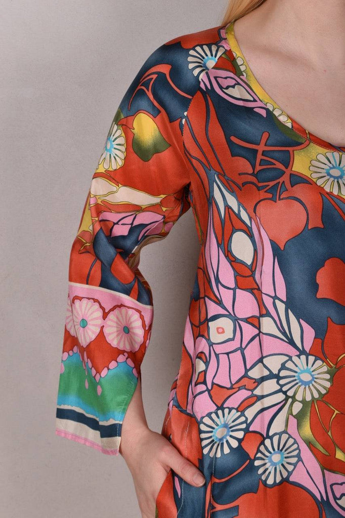 Hidrea. Silk dress with pockets and wide sleeves. 100% silk Habotai "Jugend" - Tone Barker Silk