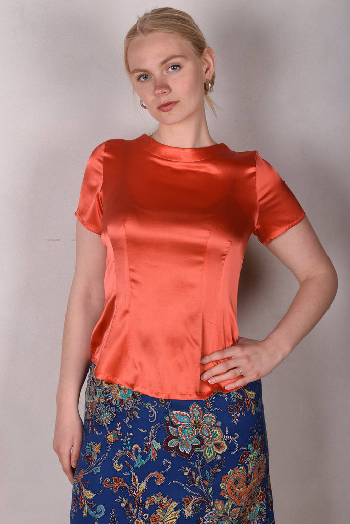 Shordrey. Silk stretch top, classic style. (Coral) - Tone Barker Silk