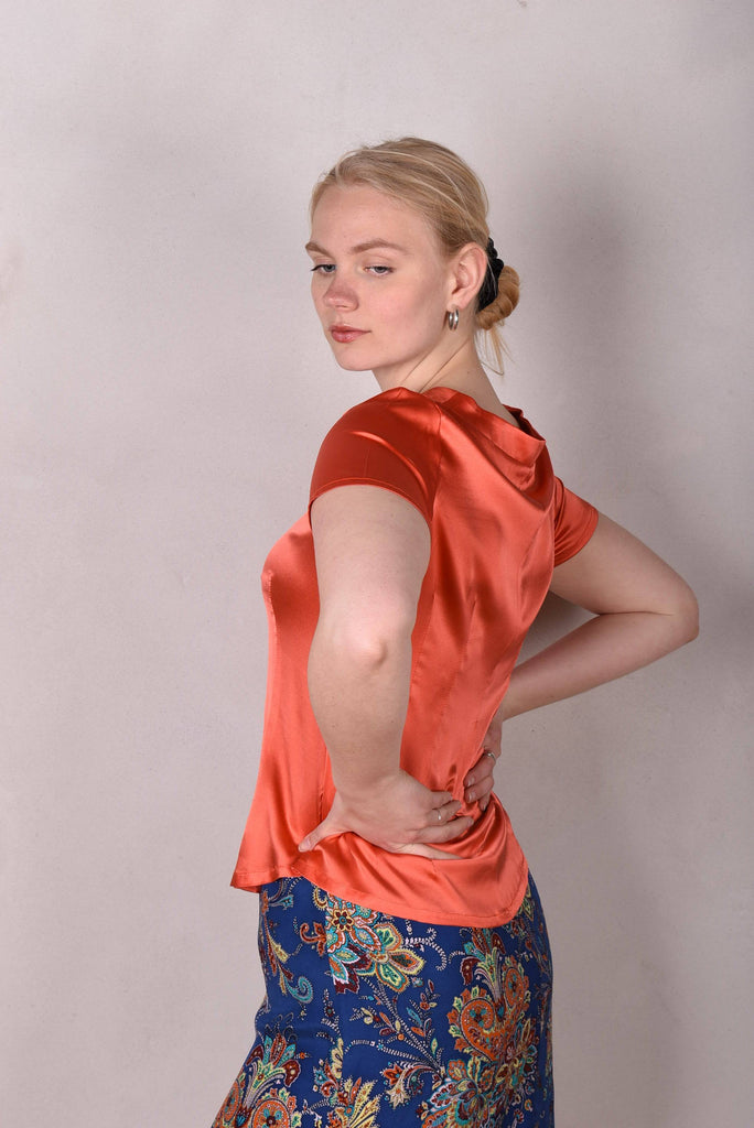 Shordrey. Silk stretch top, classic style. (Coral) - Tone Barker Silk