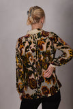 Tamie-Velvet. Classic shirt in  silk/viscose velvet-devoré "Goldie"