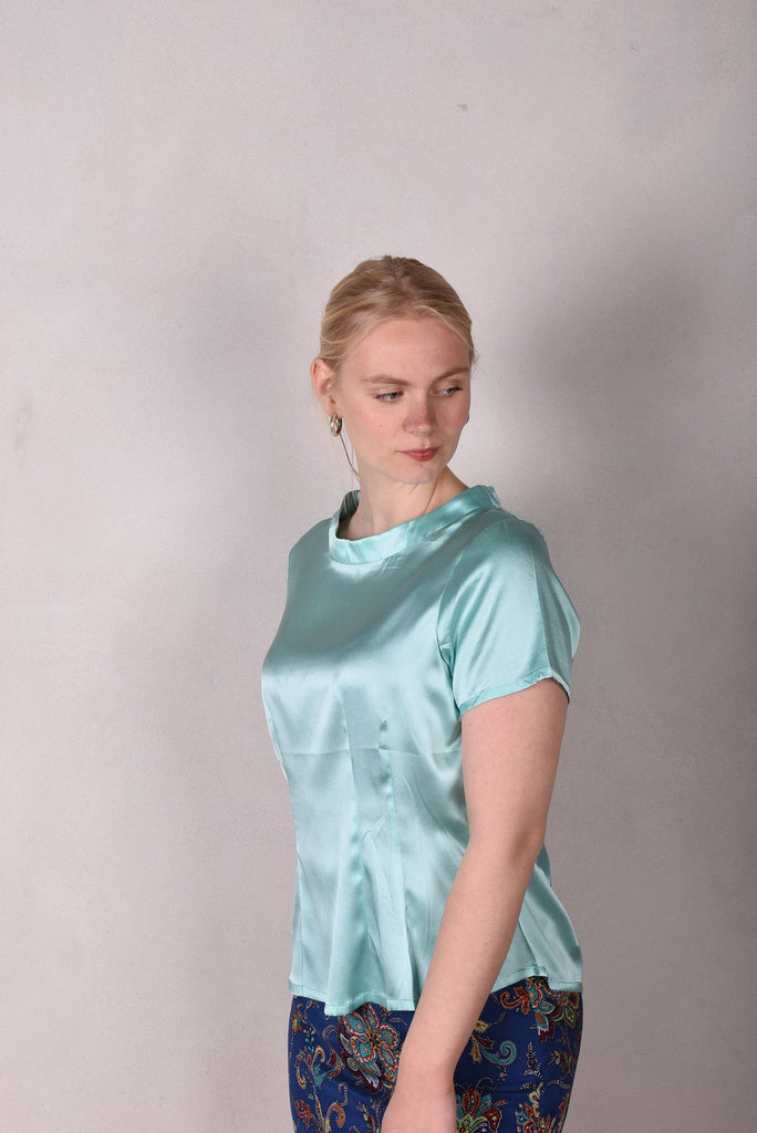 Shordrey. Silk stretch top, classic style. (Li-turqoise) - Tone Barker Silk