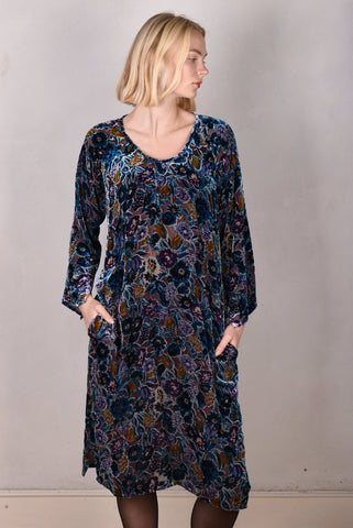 Hidrea-Velvet Kaftan-kjole m. lommer i silk/viscose velour devoré "Flautumn"