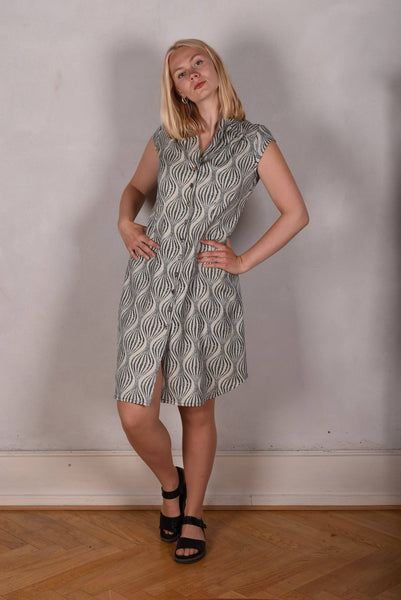 Tifnos. Short sleeve dress in 100% Tussah silk."Kalablack"