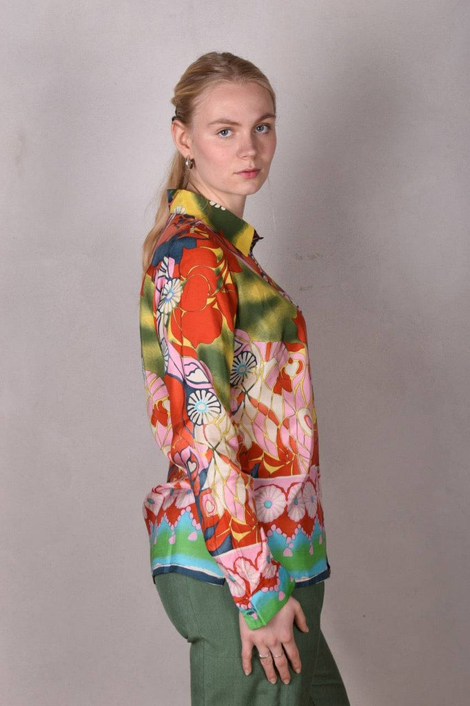Tamie-Habotai. Classic shirt in  100% silk "Jugend" - Tone Barker Silk