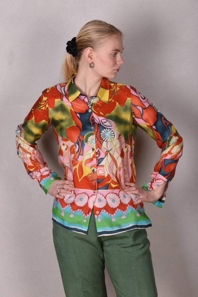 Tamie-Habotai. Classic shirt in  100% silk "Jugend" - Tone Barker Silk